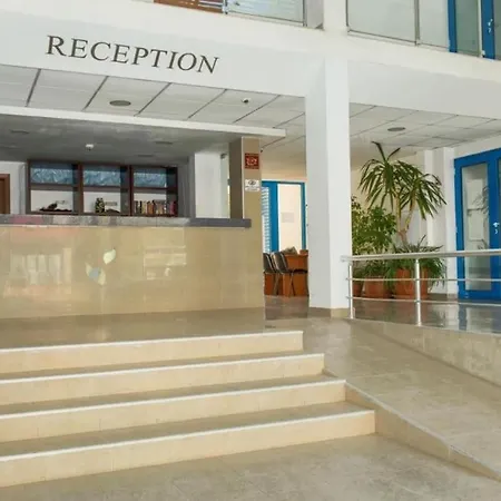One Bedroom In Complex Apartment