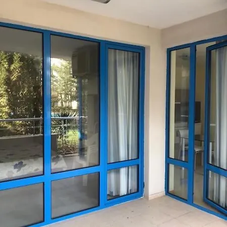 One Bedroom In Complex Apartament